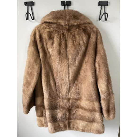 Vintage Rices Nachmans Women’s Fur Coat Absolutely Stunning - Picture 5 of 11